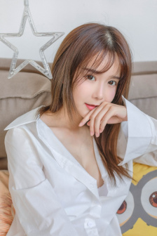 明星专题：凯尔希·格兰莫